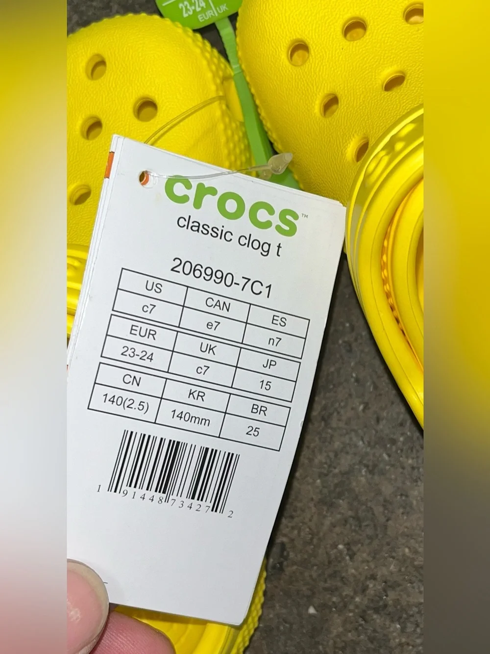 Crocs Kids Classic Clog Lemon Lightweight Heel Strap Shoe Size C7 Water-Friendly